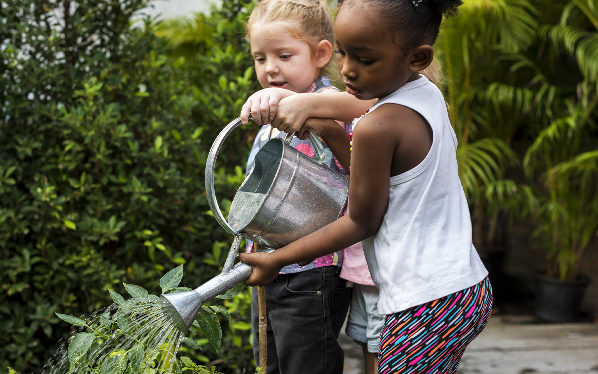 kids gardening